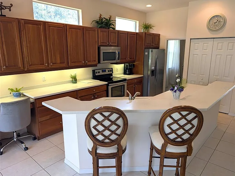 4406 Reflections Pkwy — Photo 2