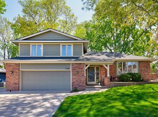 5208 Pommel Pl, West Des Moines, IA 50265