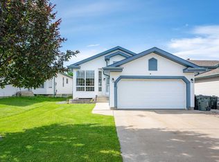 36 Dawson Cres, Strathcona County, AB T8H1Z6