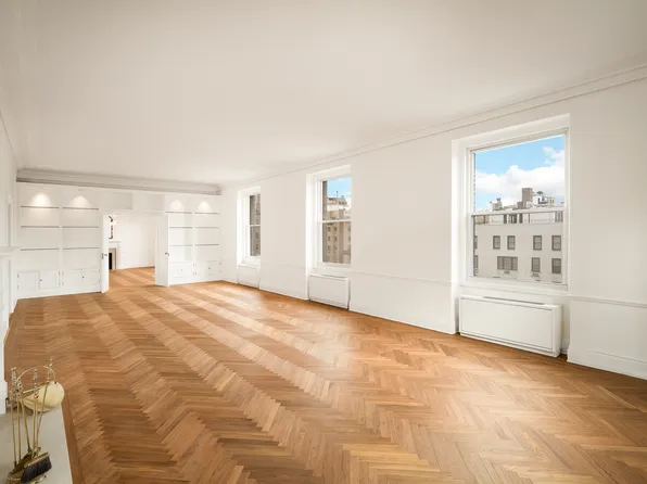 550 Park Avenue image 5 of 26