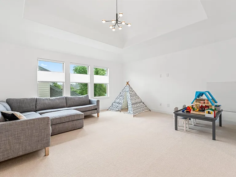 1053 Bat Hawk Ct — Photo 38