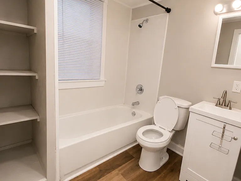 12502 Forest Ave — Photo 11