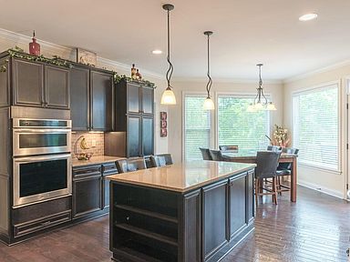 1402 Haverhill Ct, Delaware, OH 43015 | Zillow