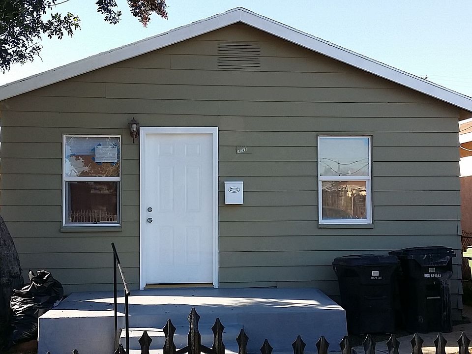 1st image of 10829 Weigand Ave