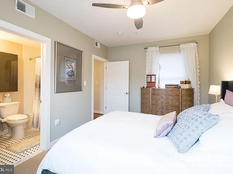 4800 Georgia Ave NW #105 — Photo 18