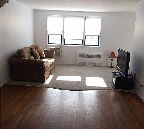 4th image of 8420 153rd Ave #3 H