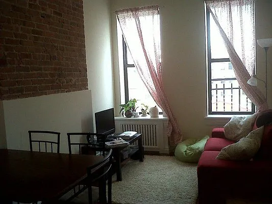 Rented by Compass | media 11
