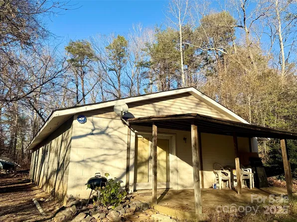 138 Rash Rd, Lincolnton, NC 28092