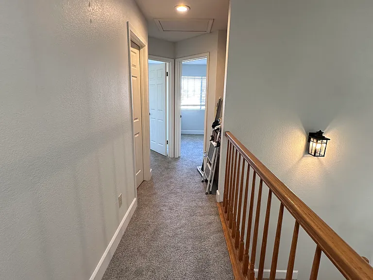 52 Elizabeth Ct — Photo 15