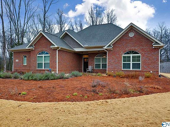 3rd image of 14040 Green Way Park Cir SE