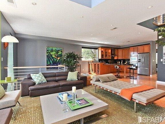 5th image of 296 Grand View Ave #2
