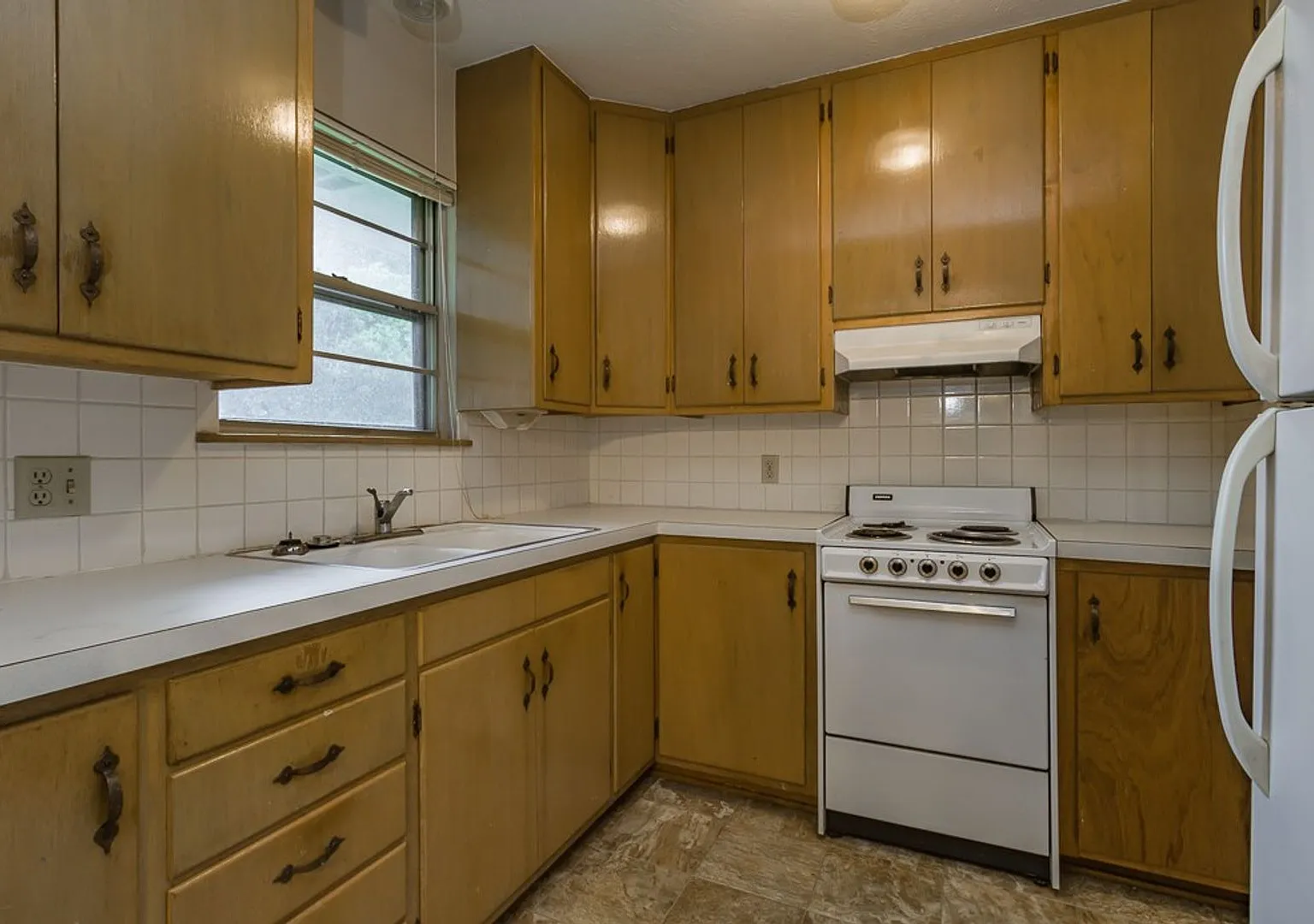 Leasing — Photo 4