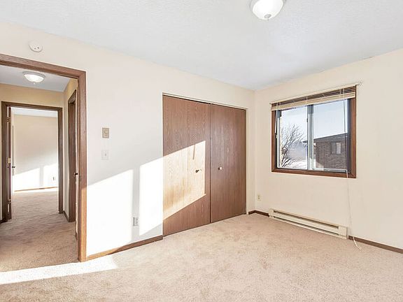 5th image of 855 Driftwood Dr #6