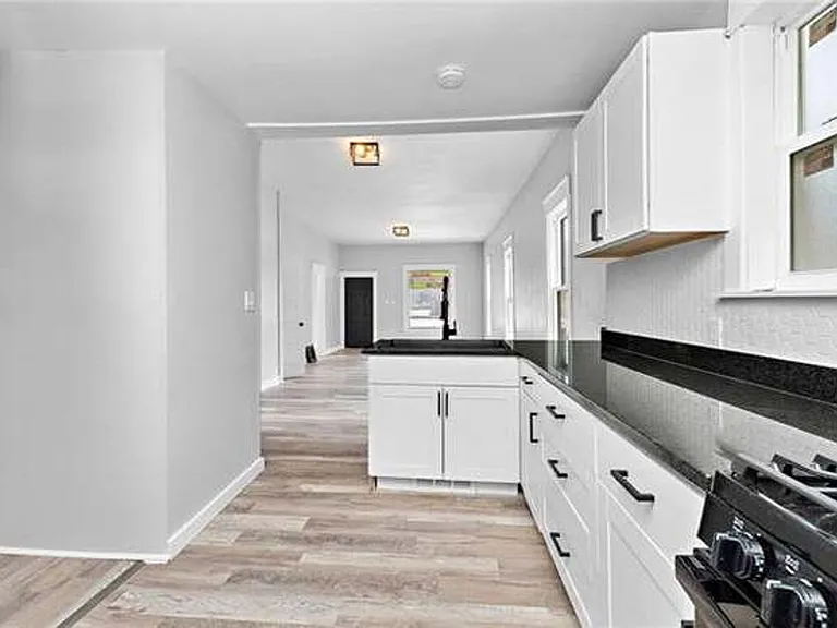 1106 N Osage St — Photo 10
