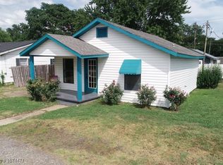 308 Peters St, Poteau, OK 74953