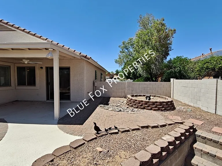 600 E River Walk Dr — Photo 29