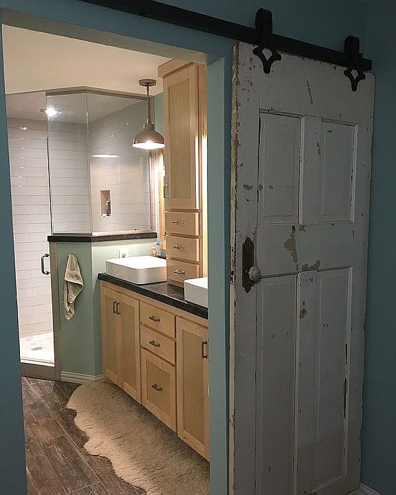 1st image of 3528 Barclay Dr