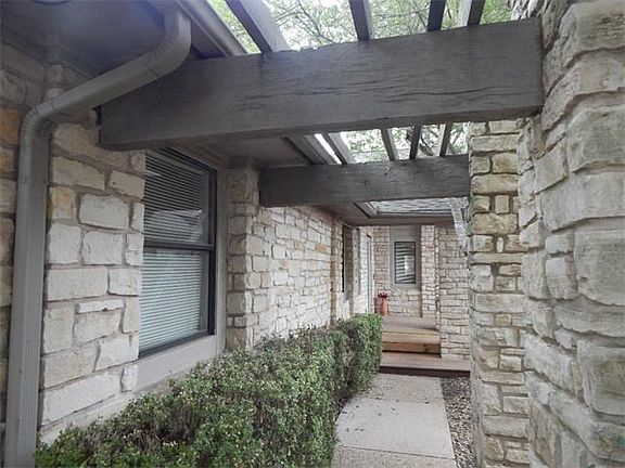 Walkway to front door