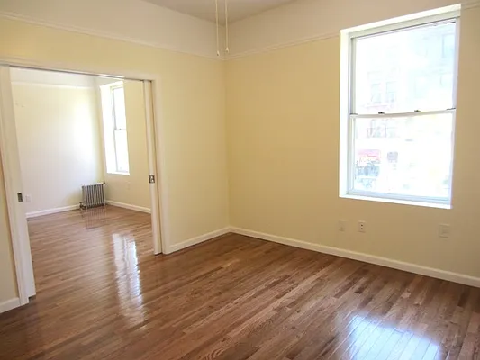 Rented by Mirador Real Estate | media 6