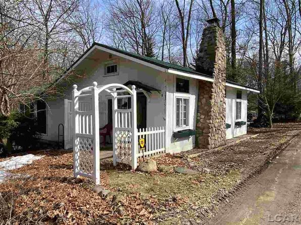 Waterfront Hillsdale County Mi Waterfront Homes For Sale 95 Homes Zillow