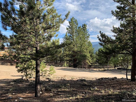 3rd image of 86 Twin Peaks Dr