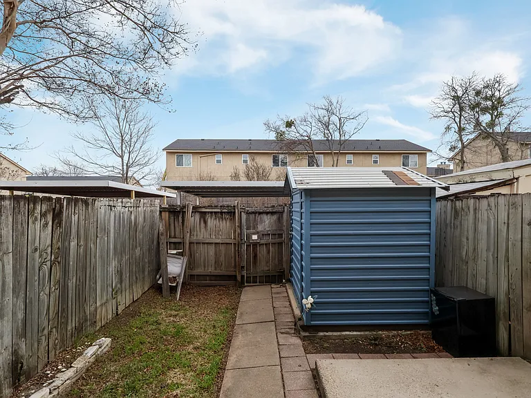 2658 Patricia Ln — Photo 19