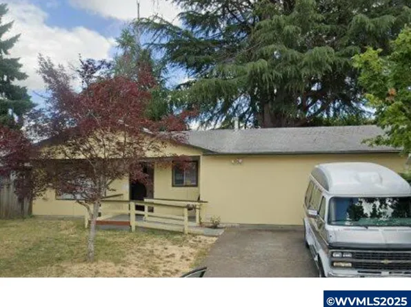 4296 Amherst Ct NE, Salem, OR 97305