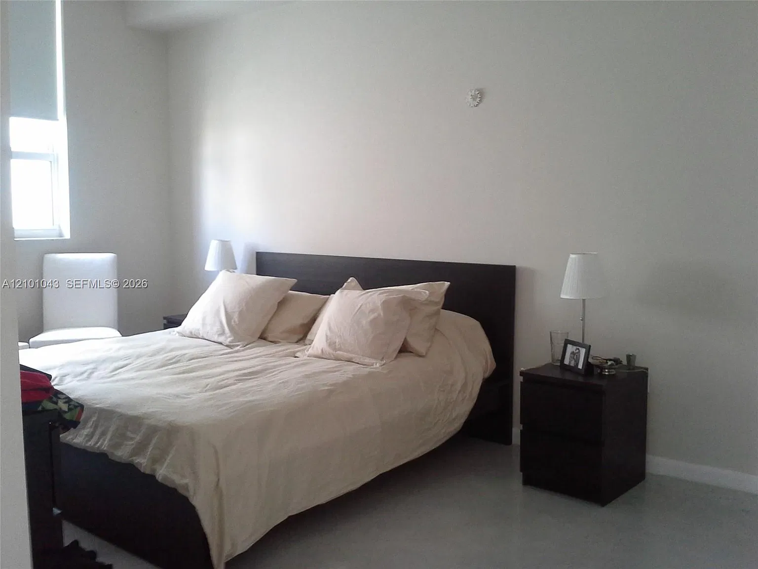 The Loft Downtown Condo — Photo 4