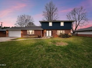 6049 Holliday Dr, Toledo, OH 43611