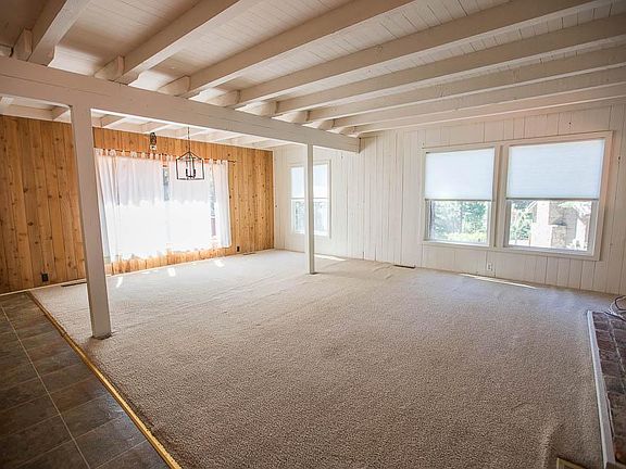 5th image of 575 Estates Dr
