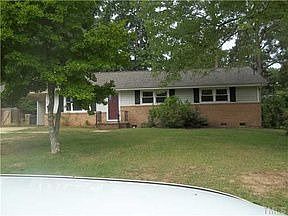 2nd image of 1410 Edgebrook Dr