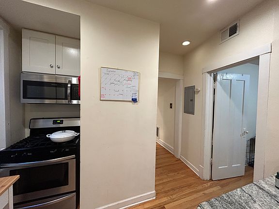 2nd image of 2555 W Eastwood Ave APT 1