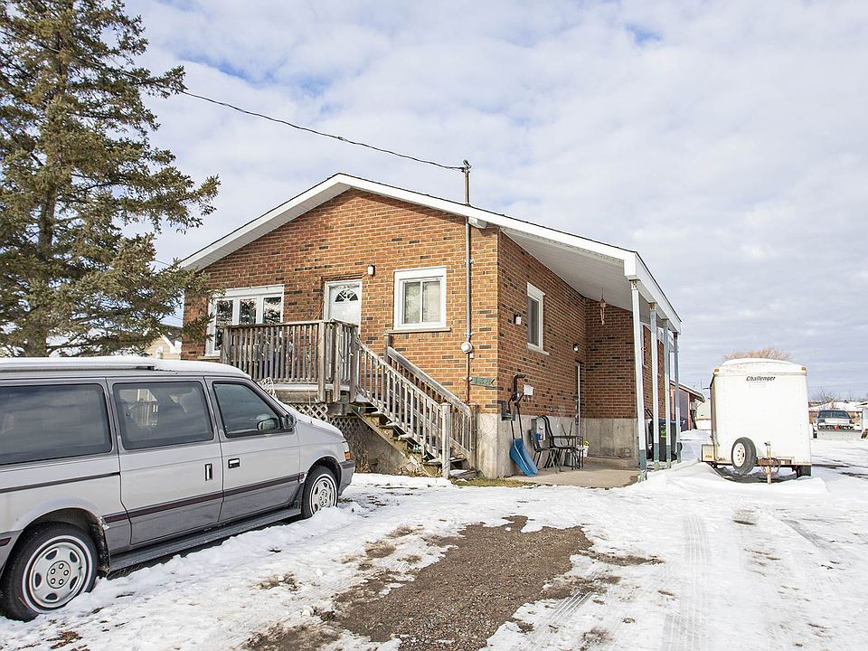 138 Churchill Ave, Sault Ste. Marie, ON P6C 2R2 Zillow