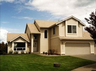 595 Blanchat Ct, Enumclaw, WA 98022