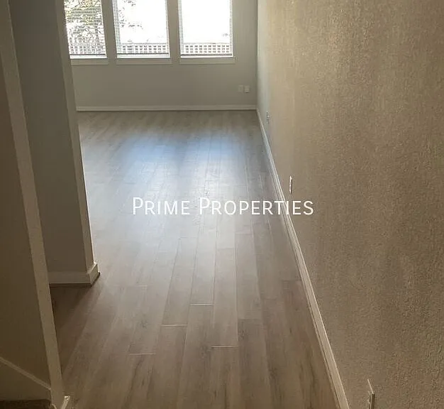 602B Pearly Eye Dr — Photo 3
