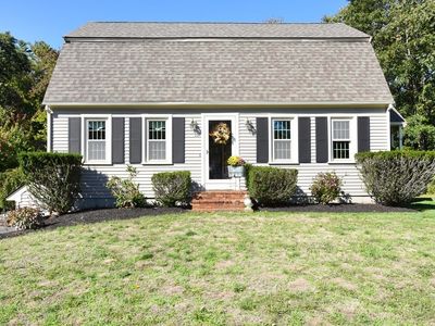 22 Lakeside Ter, Hanson, MA, 02341
