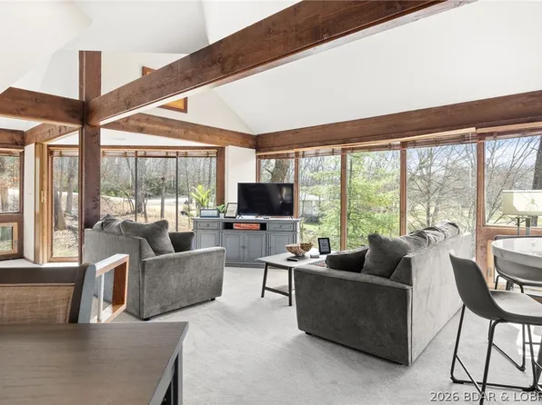 328 Hogan Dr #A, Lake Ozark, MO 65049