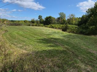 517 Downs Rd, Quinte West, ON K8V 0A9