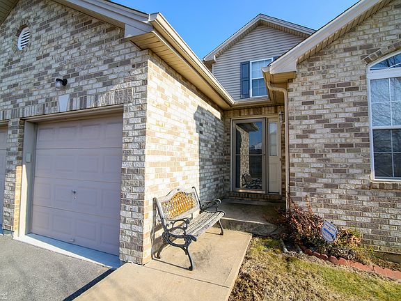 3rd image of 1150 Vera Dr