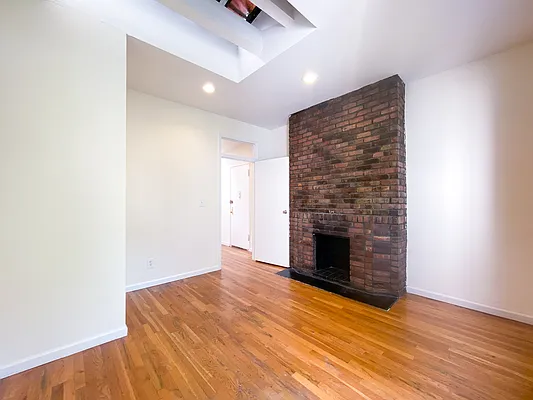 Rented by Compass | media 15