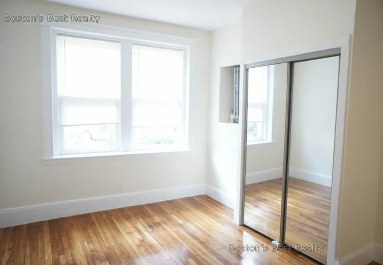 15 Lothian Rd #102 — Photo 5