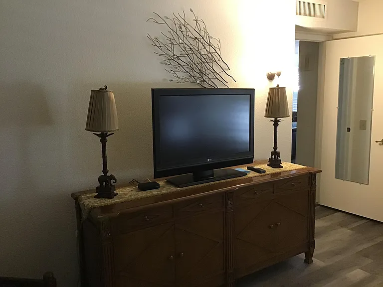 13835 W Springdale Dr — Photo 10