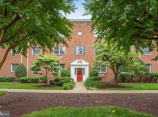 1722 W Abingdon Dr APT 101, Alexandria, VA 22314