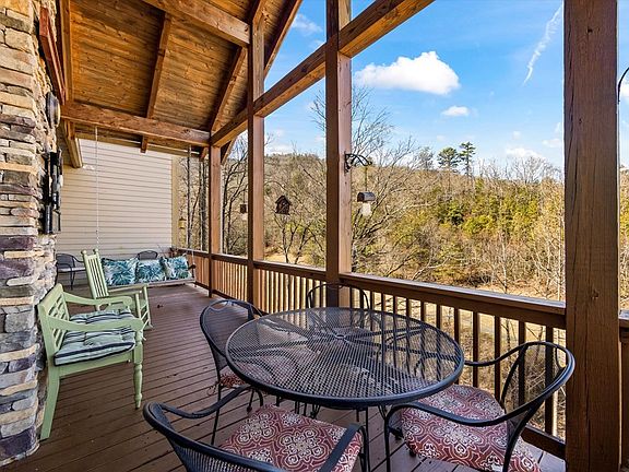 4th image of 100 Sawgrass Dr #3