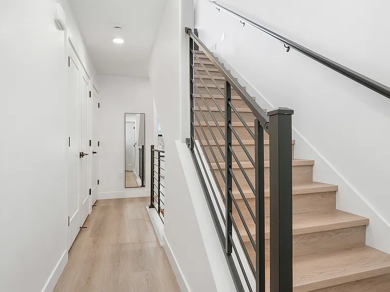 86 W Iko Ave #U325 — Photo 18