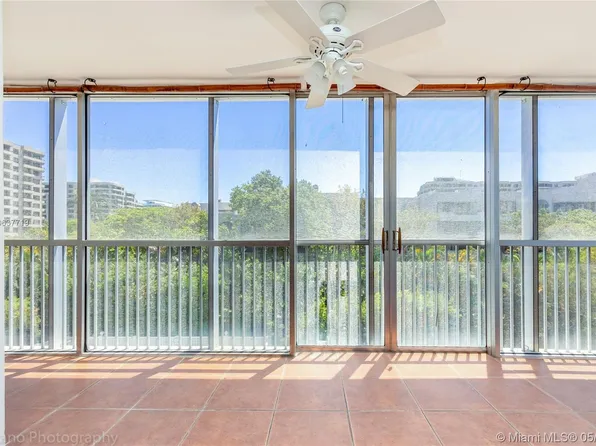 150 Ocean Lane Dr APT 4A, Key Biscayne, FL 33149