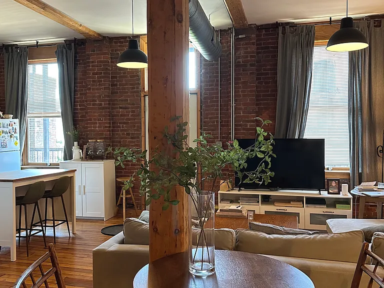 325 Lafayette St #4207 — Photo 2