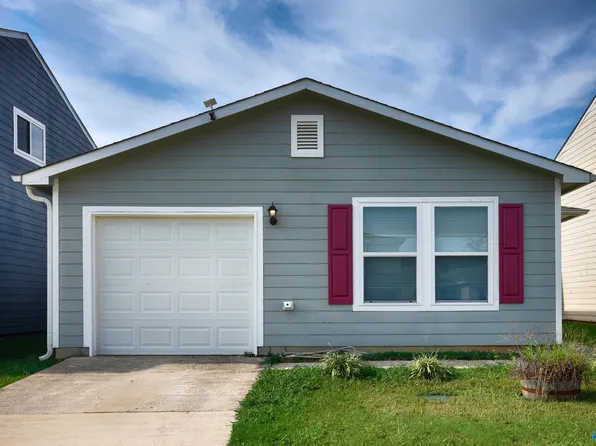 108 Farmington Dr, Harvest, AL 35749