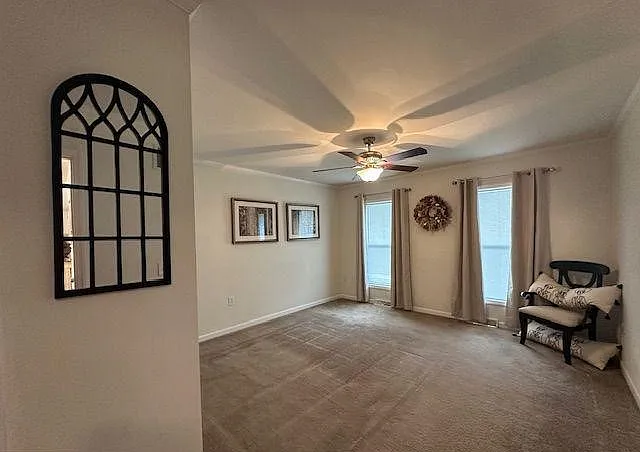 3 bed, 2.5 bath, 2128 sqft, $2,100 — Photo 3
