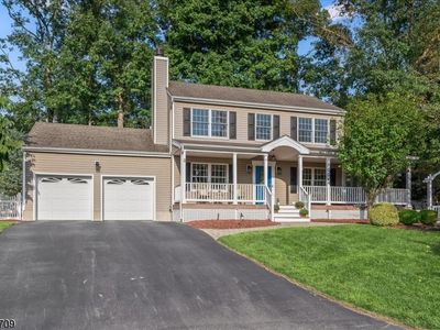 9 Lauren Ct, Stanhope, NJ, 07874